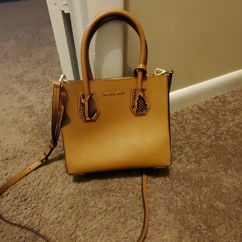 Michael kors small crossbody satchel